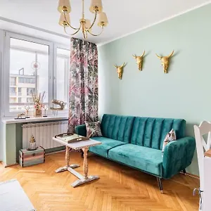  Apartment Boho Chic Center
