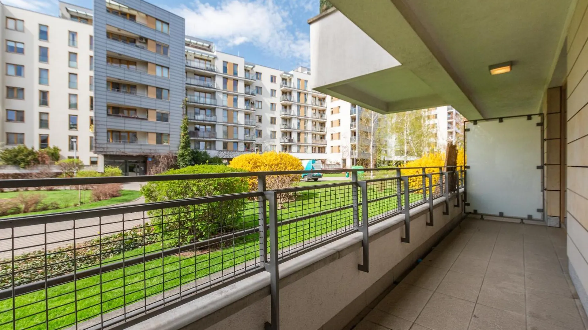 Apartment Obrzezna 1 By Homeprime Warsaw