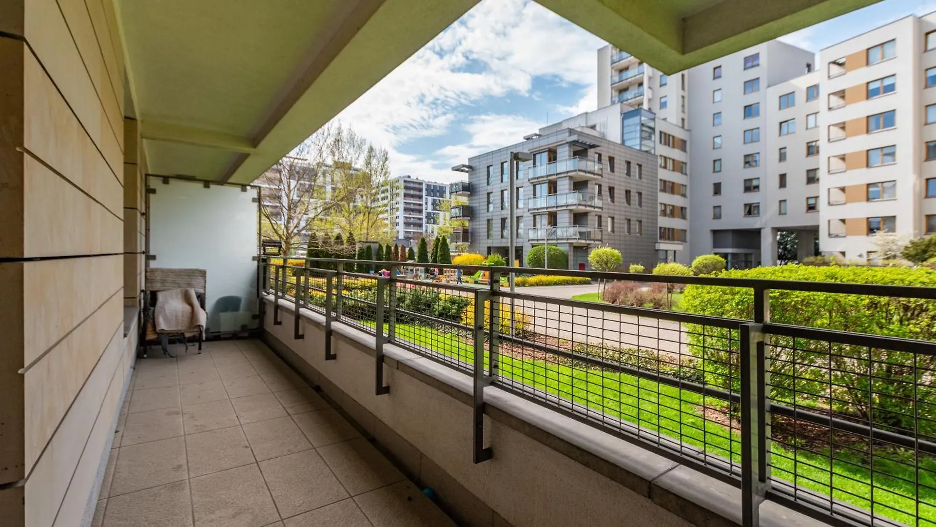 Obrzezna 1 By Homeprime Warsaw Poland